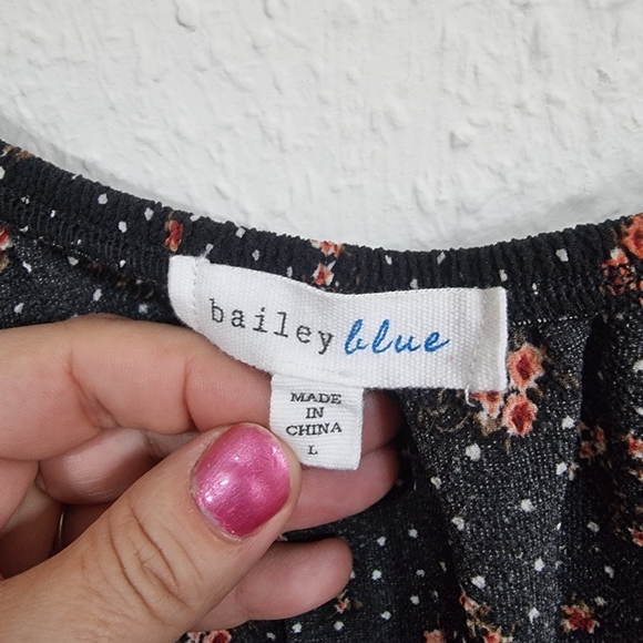 Women's Black Floral Bailey Blue Wrap Tie Dress with flowy cap sleeves - Picture 4 of 5